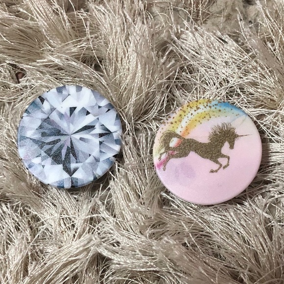 NEW Pop Sockets - Picture 4 of 6